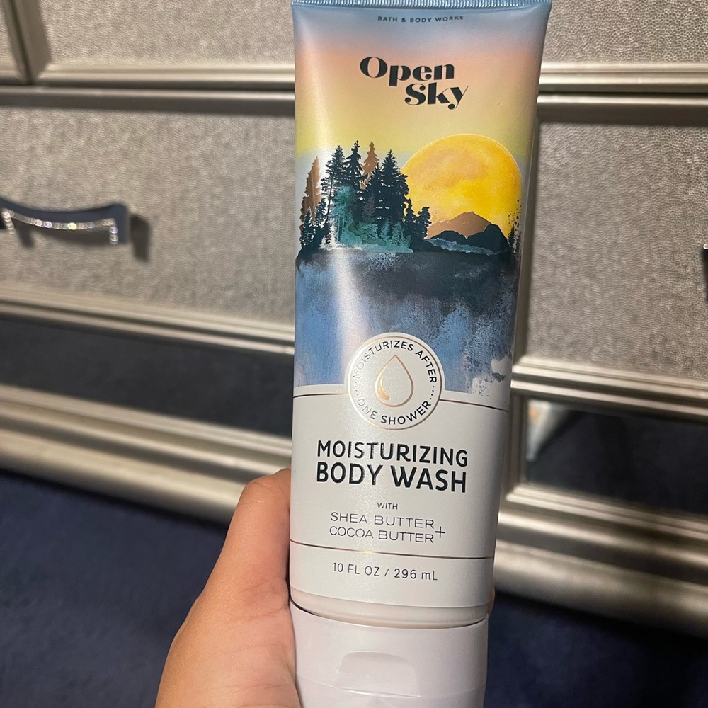 bbw moisturizing body wash
